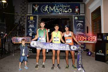 Carrera La Noche Mágica de Valsequillo 2019 (Foto TA)